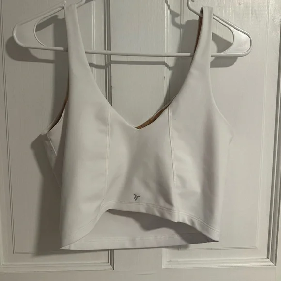 Old Navy White Women's Athletic Tank Top - Picture 2 of 3